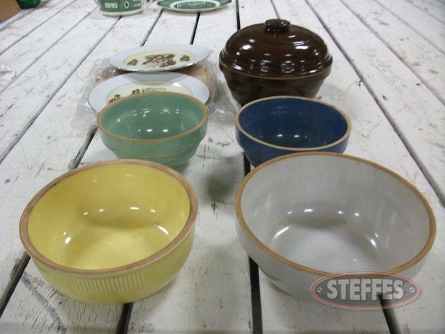 Pottery bowls - plates - 7 pcs._1.jpg